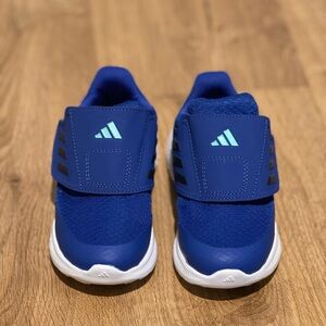 Adidas Kids' Runfalcon 3.0 sneakers.